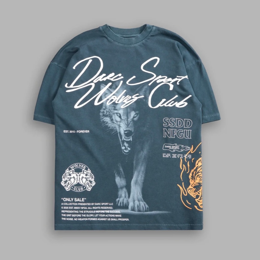 Dark Sport Wolves Club Graphic Tee medium blue NWT
